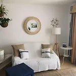 Blu Terrace Apartment
